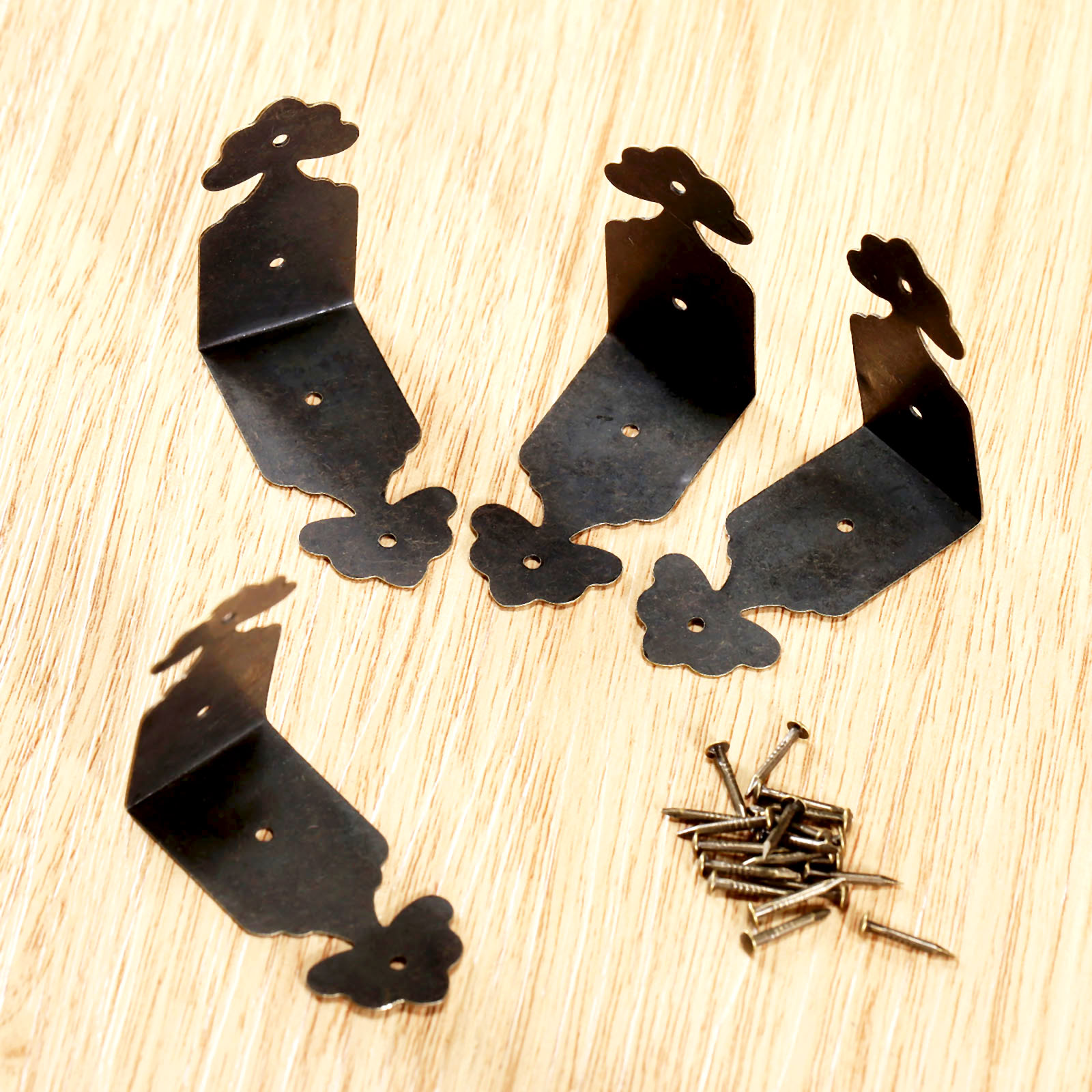 4pcs Decorative Corner Protect - Furniture Hardware Nails reseña y precio