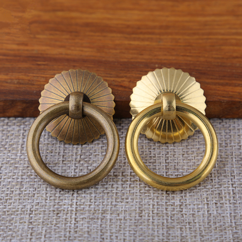 Vintage Brass Cabinet Ring Kno - Furniture Hardware Pulls reseña y precio