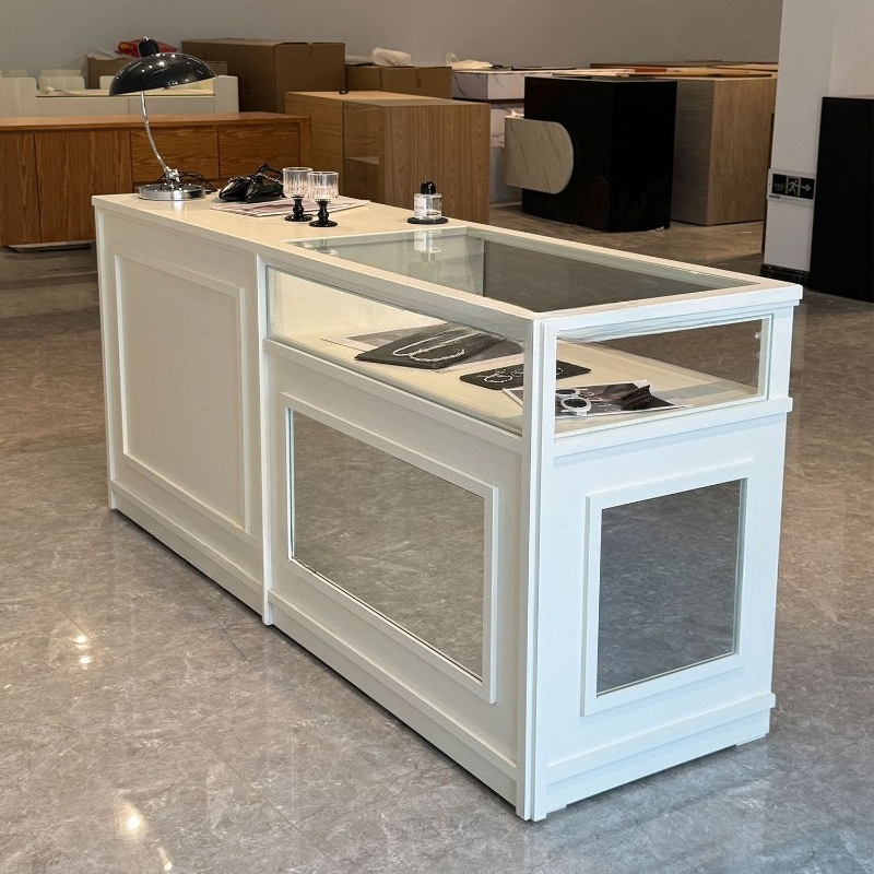 Clothing Store Checkout Page P - Furniture And Hardware Store reseña y precio